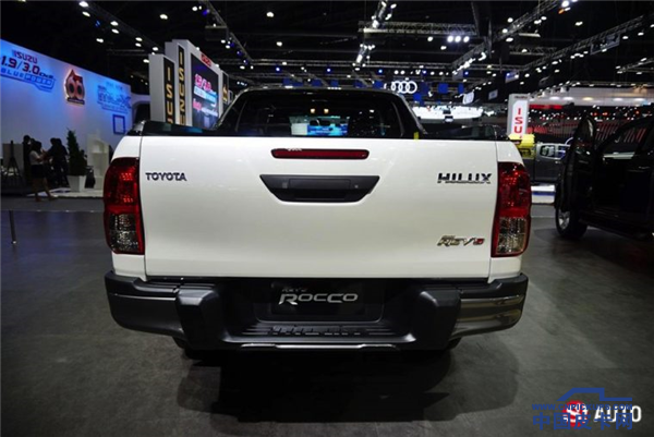 2018-toyota-hilux-revo-rocco-makes-its-debut-at-thai-motor-expo