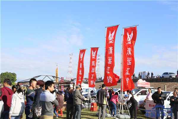 2015（第二届）中国皮卡大会暨（首届）自驾与露营大会盛大开幕