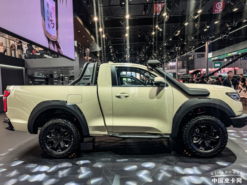 291521356f59345ae76956.jpg 22.98萬元 2025成都車展長城V6火炮預(yù)售開啟