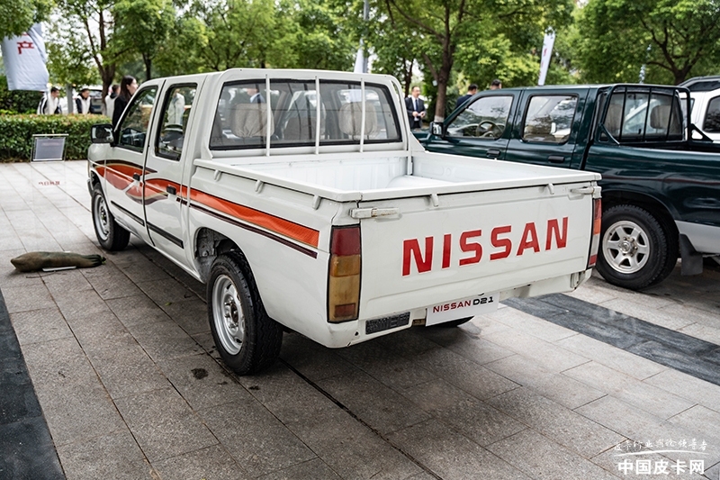15171118e70b68b6b96516.jpg 经典无法磨灭 郑州日产皮卡的头文字“D”