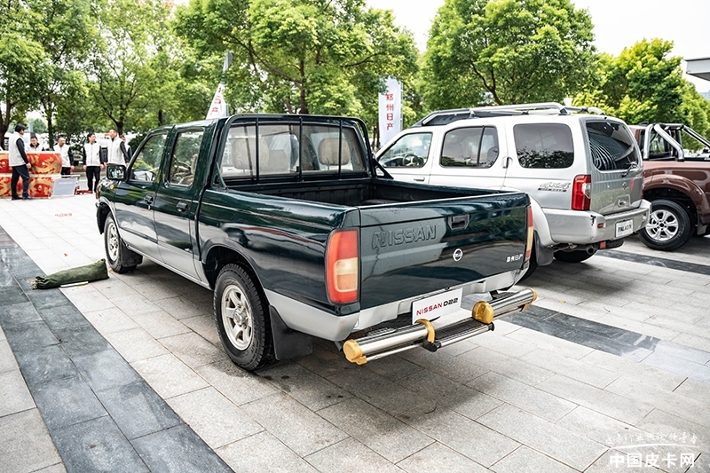 15171333f0f83b98060830.jpg 经典无法磨灭 郑州日产皮卡的头文字“D”